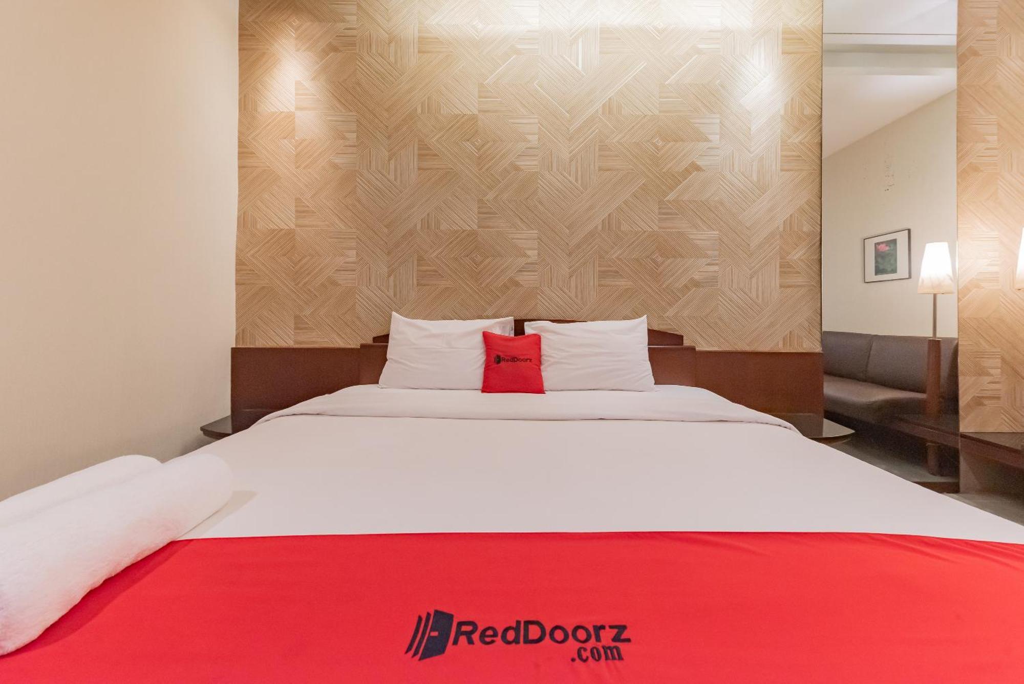 Reddoorz Plus @ Cipaganti Street 3 Бандунг Екстер'єр фото